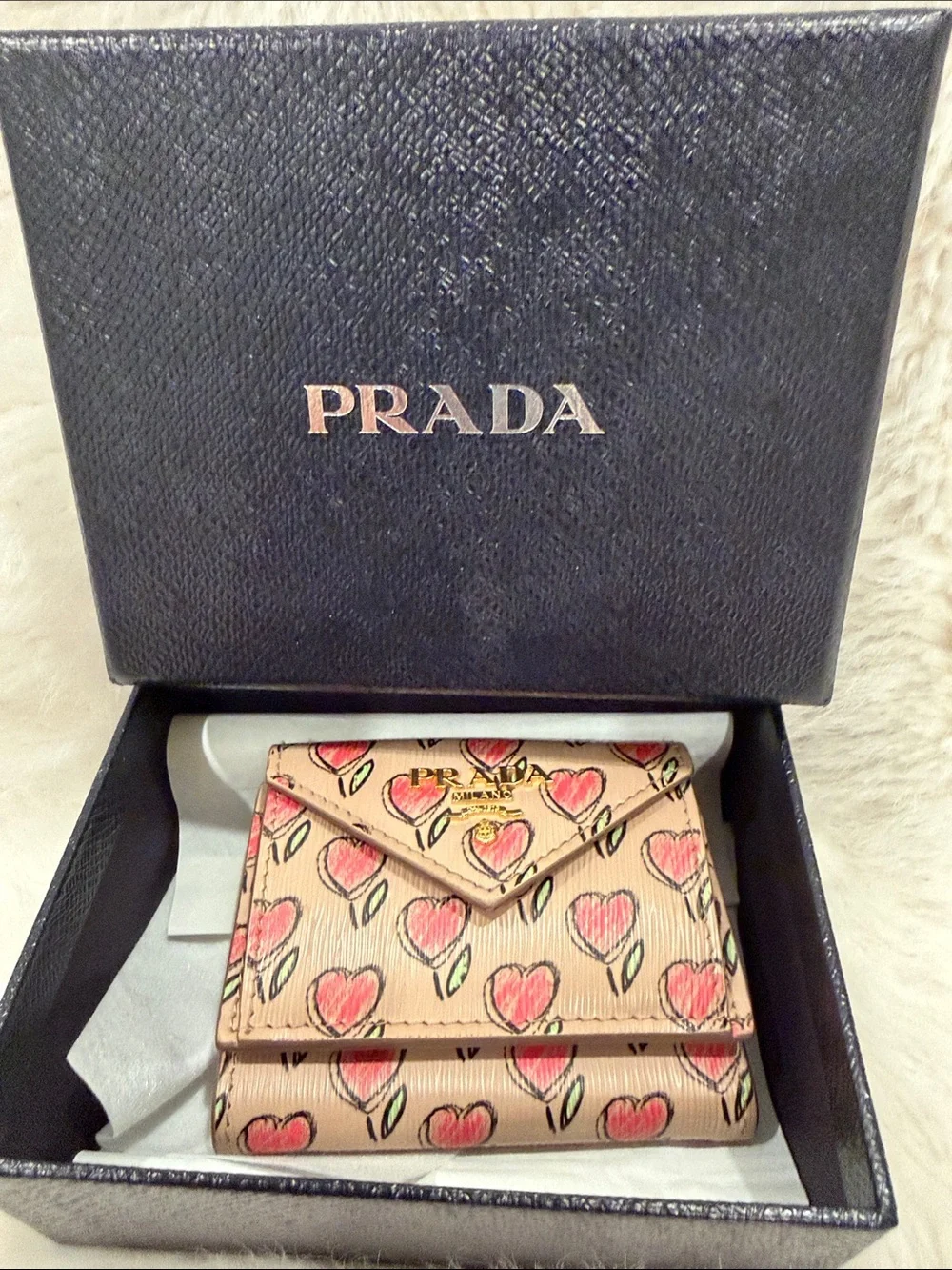 Prada Beige Leather Heart-Print small wallet Gold Logo Authentic card org box!